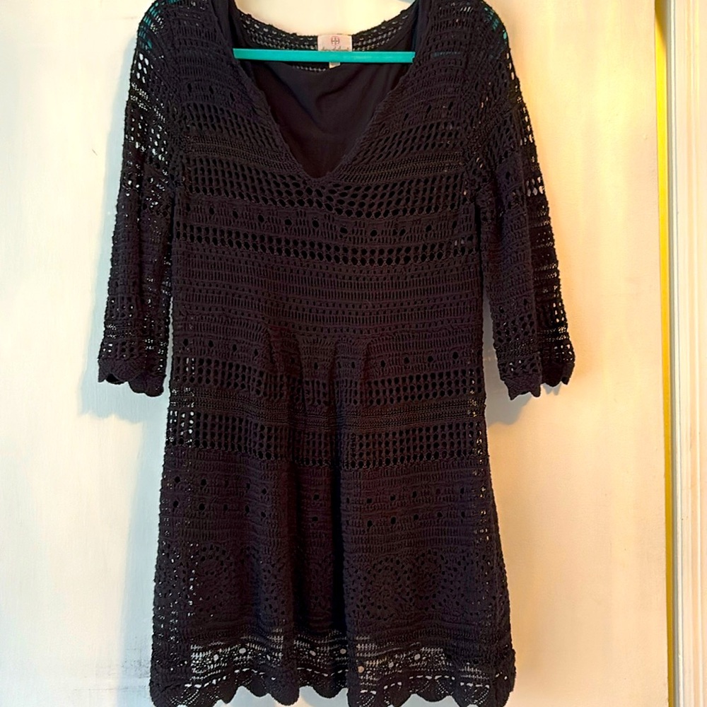 Hot in Hollywood black two piece crochet top. Size medium
